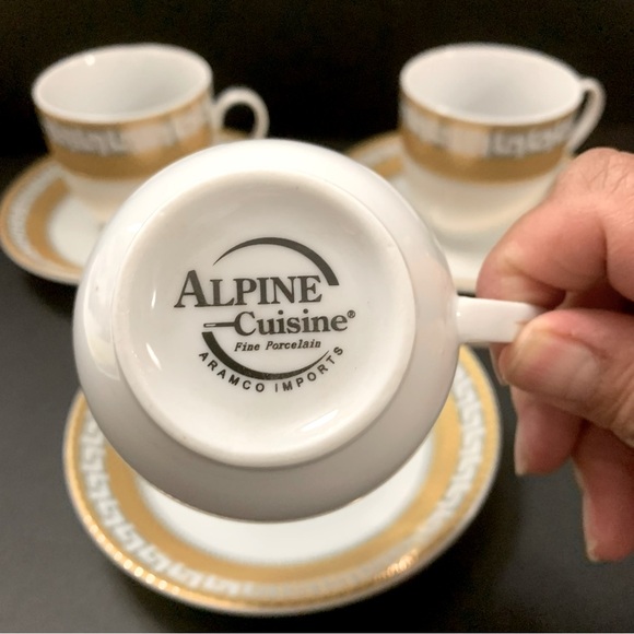 Alpine Cuisine Fine Porcelain Cup & Saucers set of 3 
Greek key Gold - Picture 4 of 4